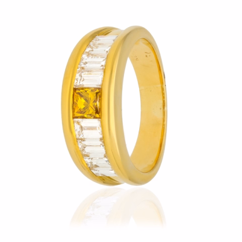 RING IN YELLOW GOLD 0.75ct FANCY DIAMONDS and 1.20 DIAMONDS
